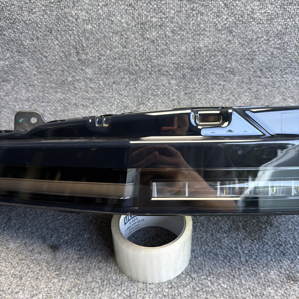 2024-2026 Tesla Cybertruck Passenger RH Side LED Headlight 1806405-00-E OEM