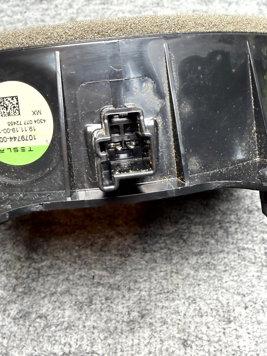 ♦️2017-2023 TESLA MODEL 3/Y FRONT RIGHT/LEFT SIDE DOOR SPEAKER OEM, 1079744-00-E