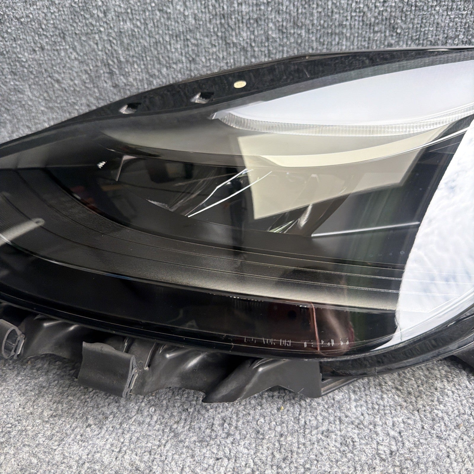 NICE 20-23 Tesla Model 3/Y Left MATRIX  Headlight 1514952-00-D