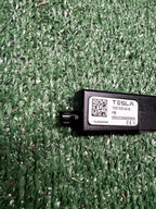♦️2020–2023 TESLA MODEL Y ANTENNA AMP AMPLIFIER MODULE OEM, 1551330-00-B