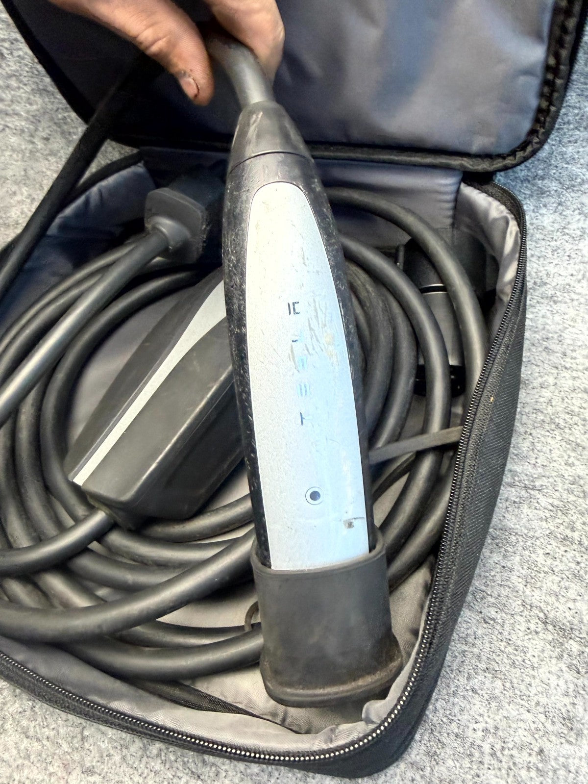 ♦️17-23 TESLA MODEL 3 Y X CHARGING CHARGER CASE HOLDER BAG OEM 1509564-00-A