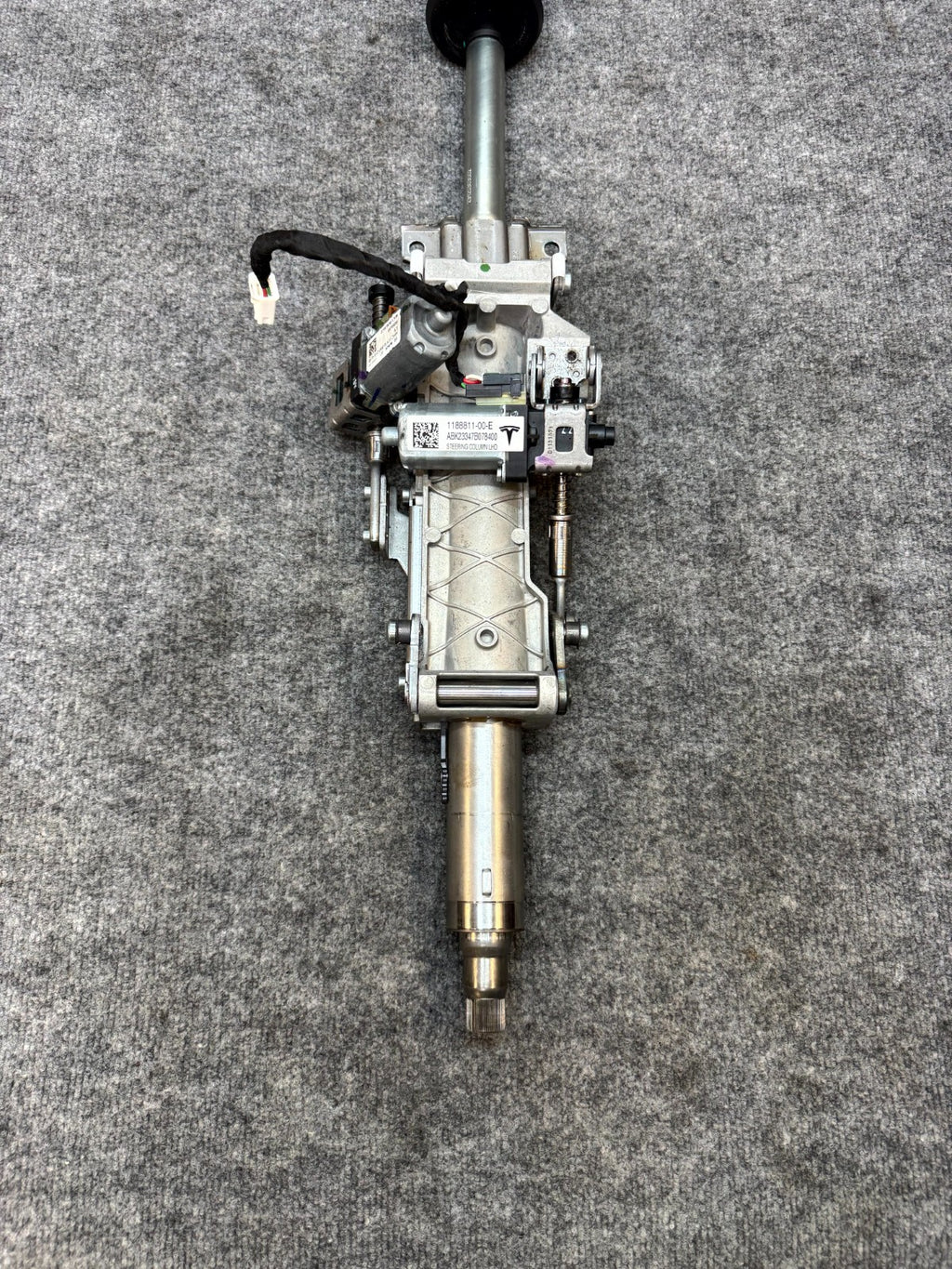 20-24 TESLA MODEL Y ELECTRIC STEERING COLUMN & INTERMEDIATE SHAFT OEM 118881100E