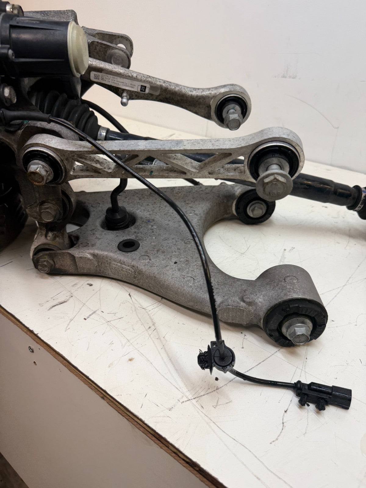 2016–2020 Tesla Model X Rear Right Suspension Knuckle Assembly w/ CV Axle OEM