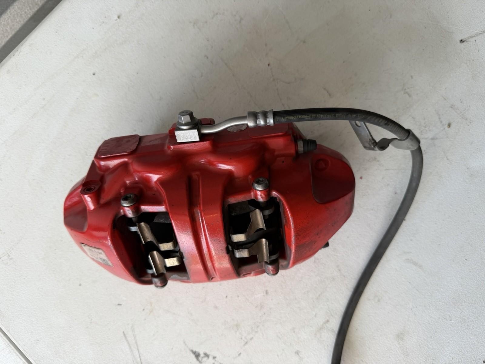 ♦️2017-2023 TESLA MODEL 3 FRONT RIGHT SIDE BRAKE CALLIPER RED OEM, 1044642-00-F