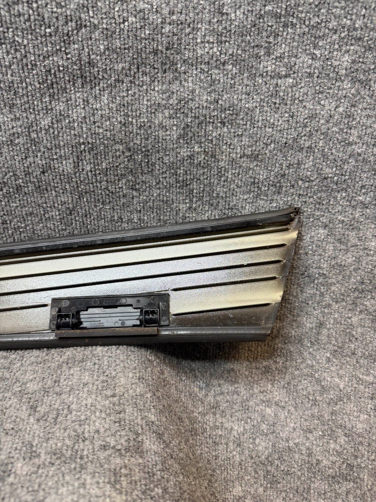 16-20 Model S Left Panoramic Roof Trim Molding Applique Finisher 1034955-00-C