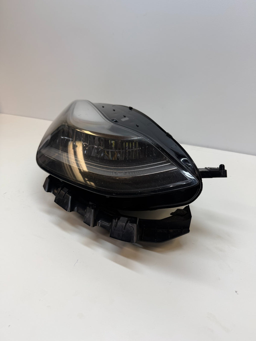 2017-2021 Tesla Model 3 Y Right Pass Side Full LED Headlight 1077372-00-L