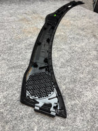 20-24 TESLA MODEL Y UPPER DASH INSTRUMENT DEFROSTER GRILLE PANEL OEM, 108339000I