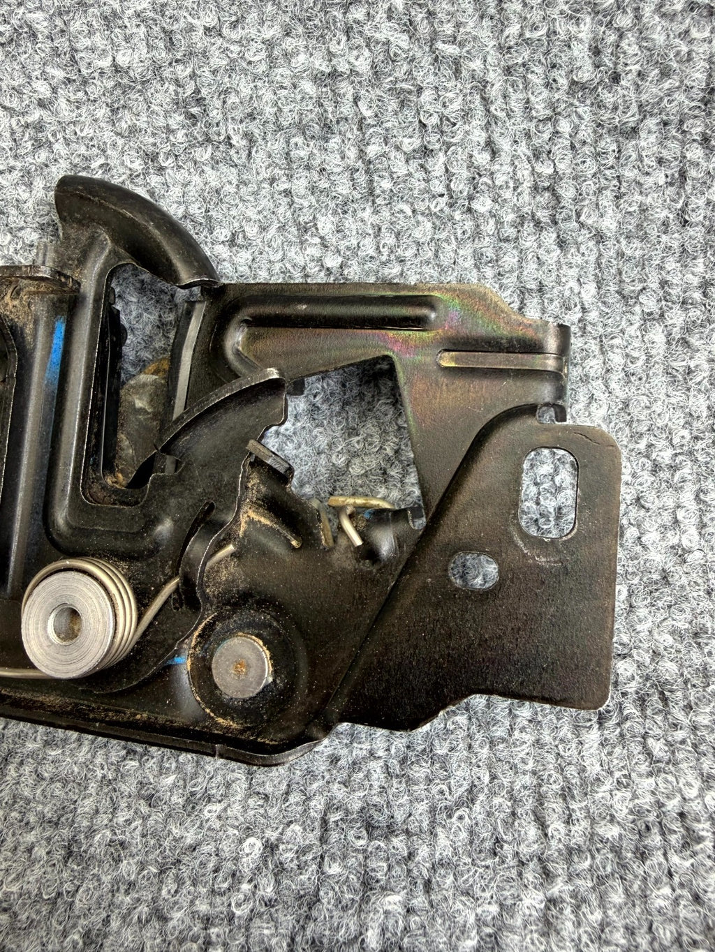 2017 - 2023 TESLA MODEL 3 HOOD BONNET LOCK LATCH OEM, 1033011-00-E