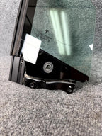 16-20 Tesla Model X Right Side Quarter Corner Glass Vent Window OEM, 43R-004530