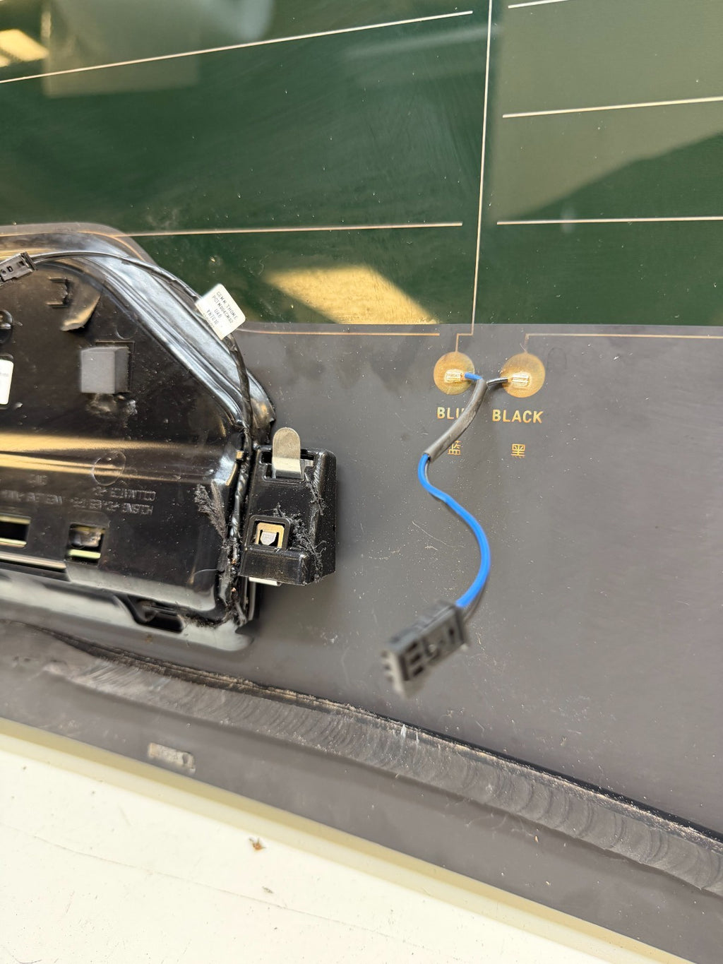2020-2024 Tesla Model Y Rear Glass Liftgate Backlite 1632812-00-A