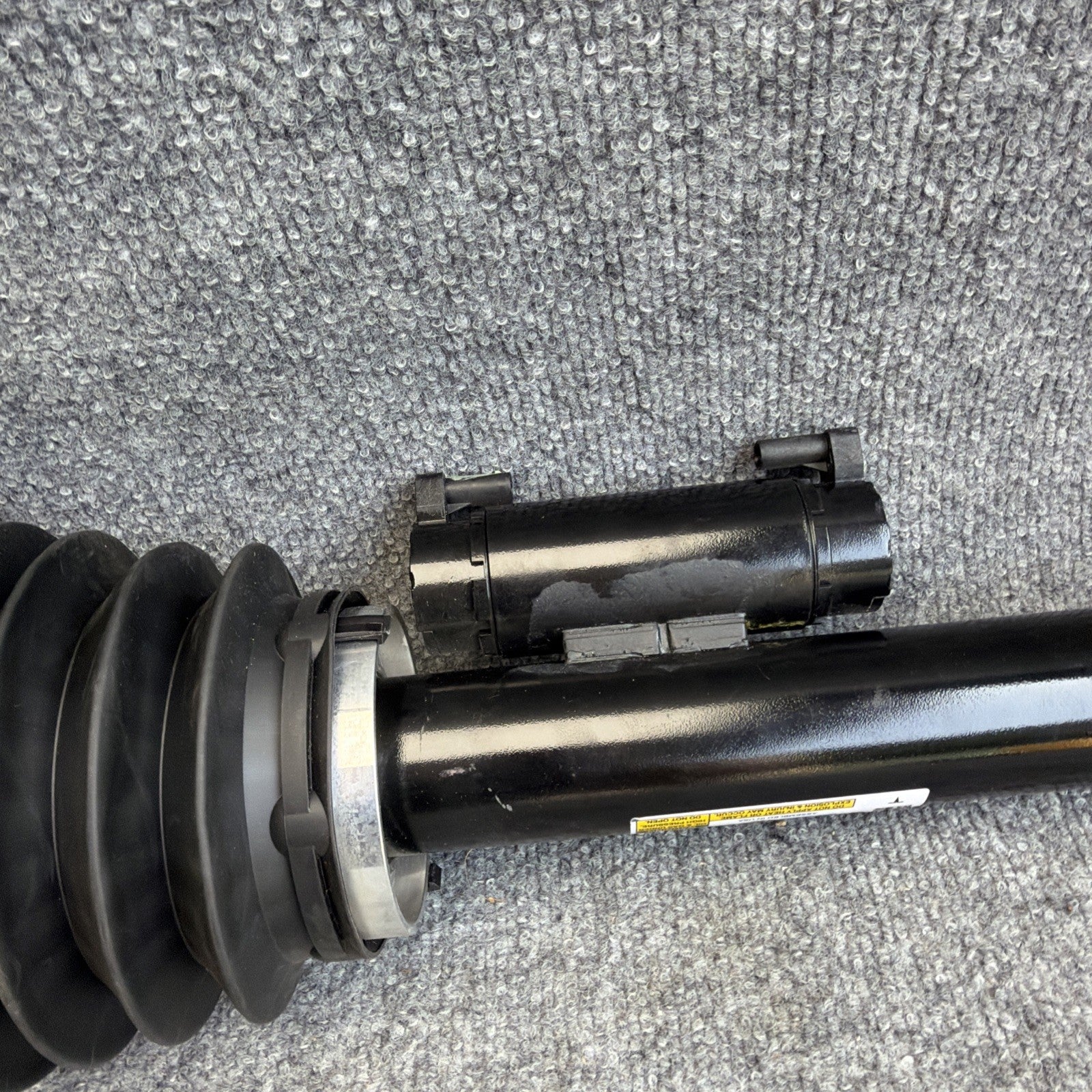 20-23 Tesla Model S Performance Rear LHDriver Side Air Spring Strut 1420462-00-B