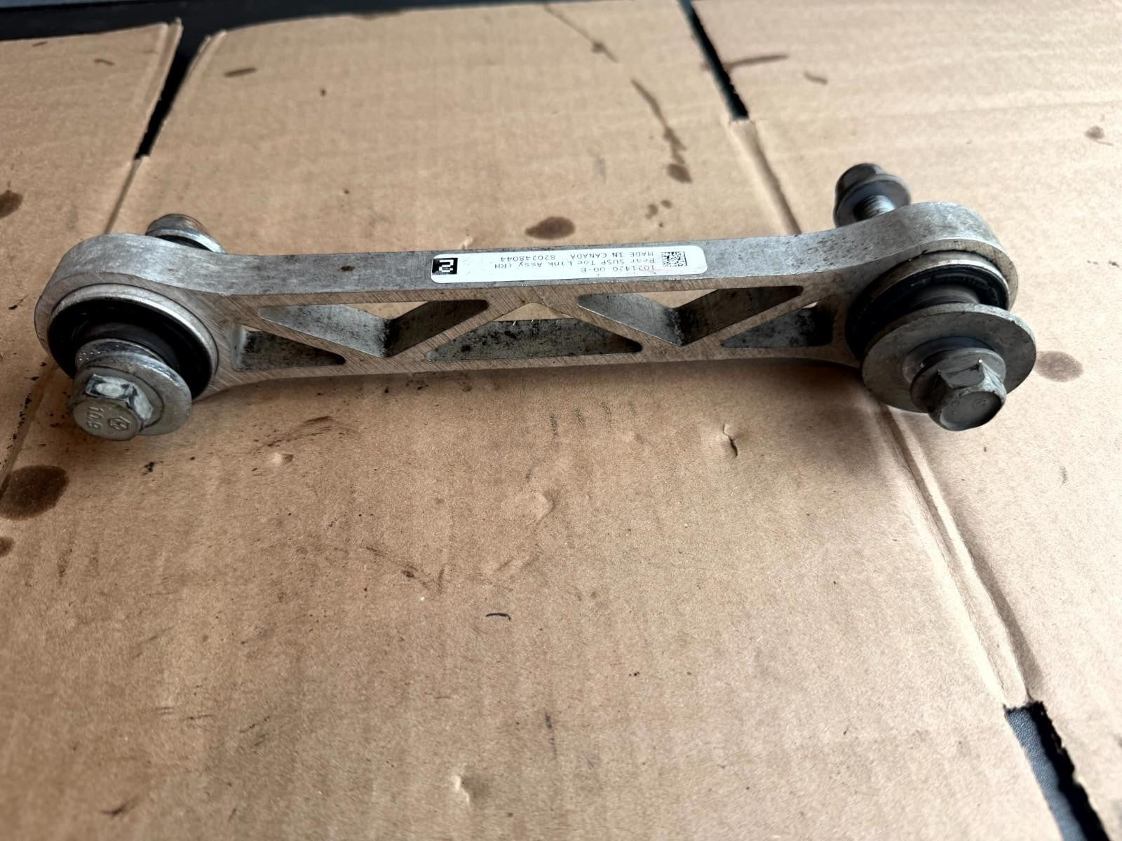 ♦️2012-2020 TESLA MODEL X S REAR RIGHT SUSPENSION CONTROL ARM OEM, 1021420-00-B