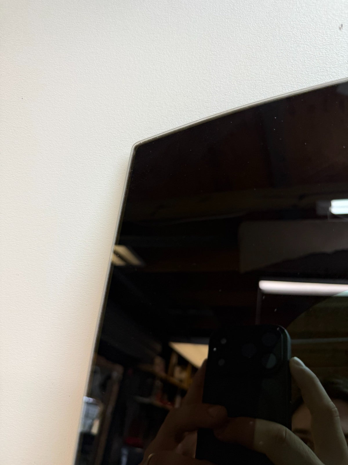 2015-17 Model S Panoramic Roof Moving Sunroof Glass (Front Section) 1077866-00-A