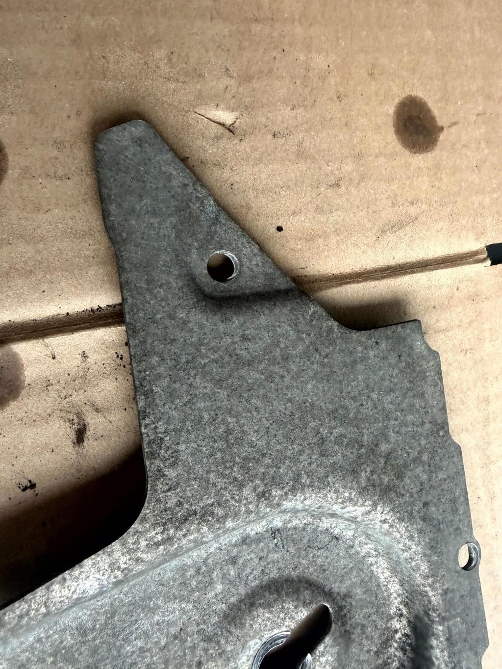 ♦️2012-2020 TESLA MODEL S REAR LEFT SUBFRAME SHEAR PLATE OEM, 1055766-00-B