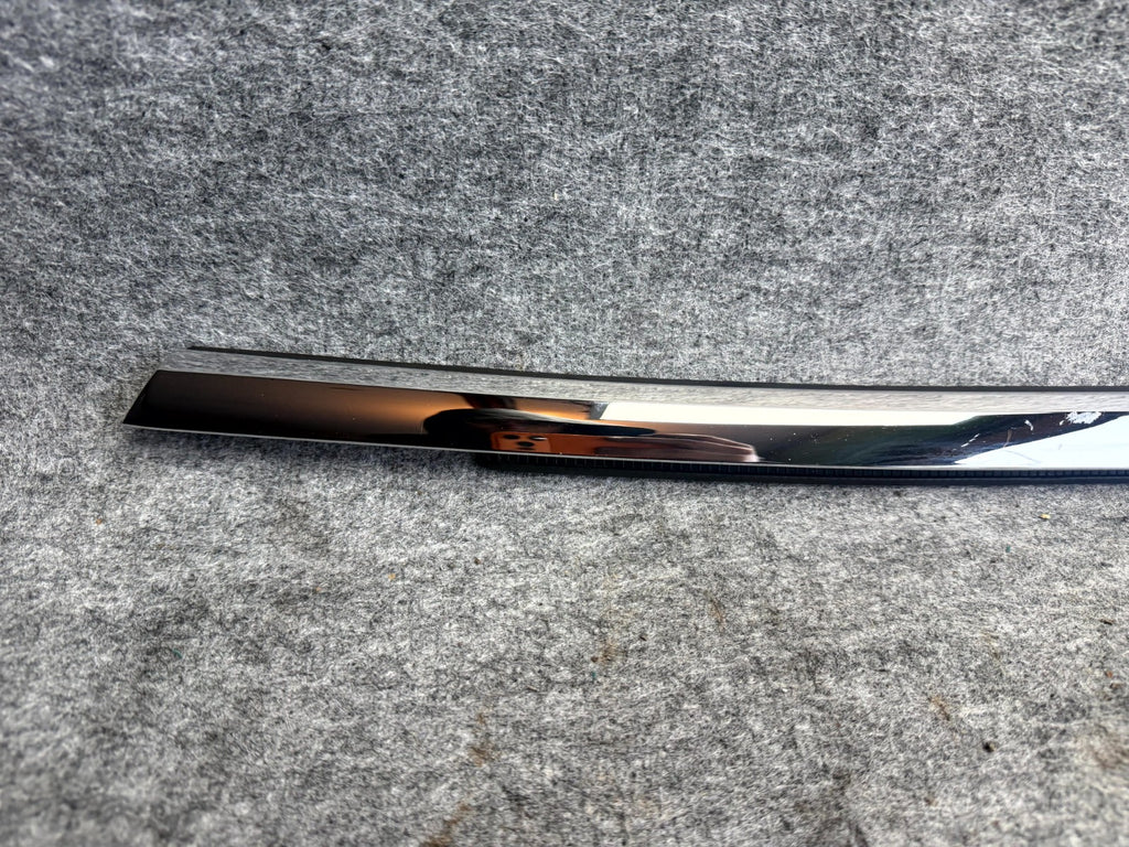 ♦️12-20 TESLA MODEL S REAR RIGHT SIDE DOOR CHROME BELT MOLDING OEM, 1038395-80-A