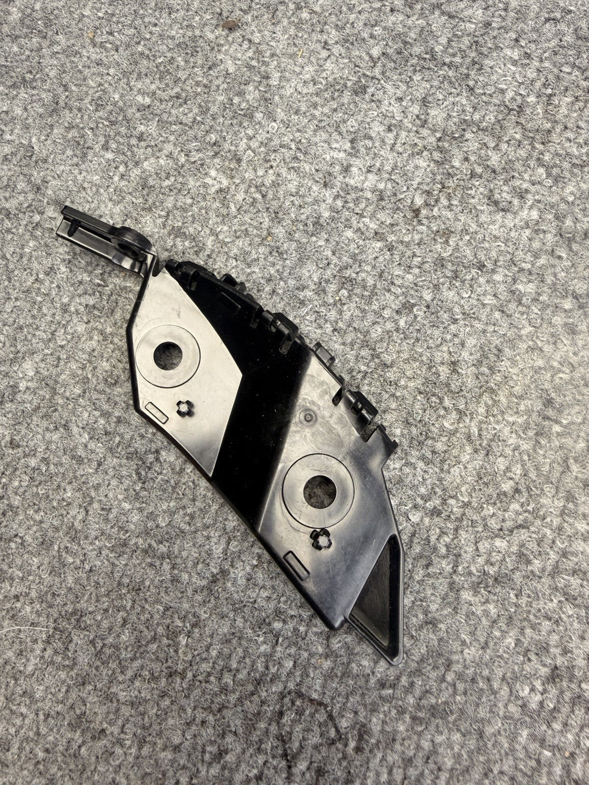 2024-2025 Tesla Model 3 Front Driver Side Bumper Bracket Left OEM 1774268-00-F