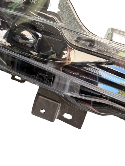 2017-2023 Tesla Model 3 Y Right Side Fog Light Lamp Assembly 1507929-00-D