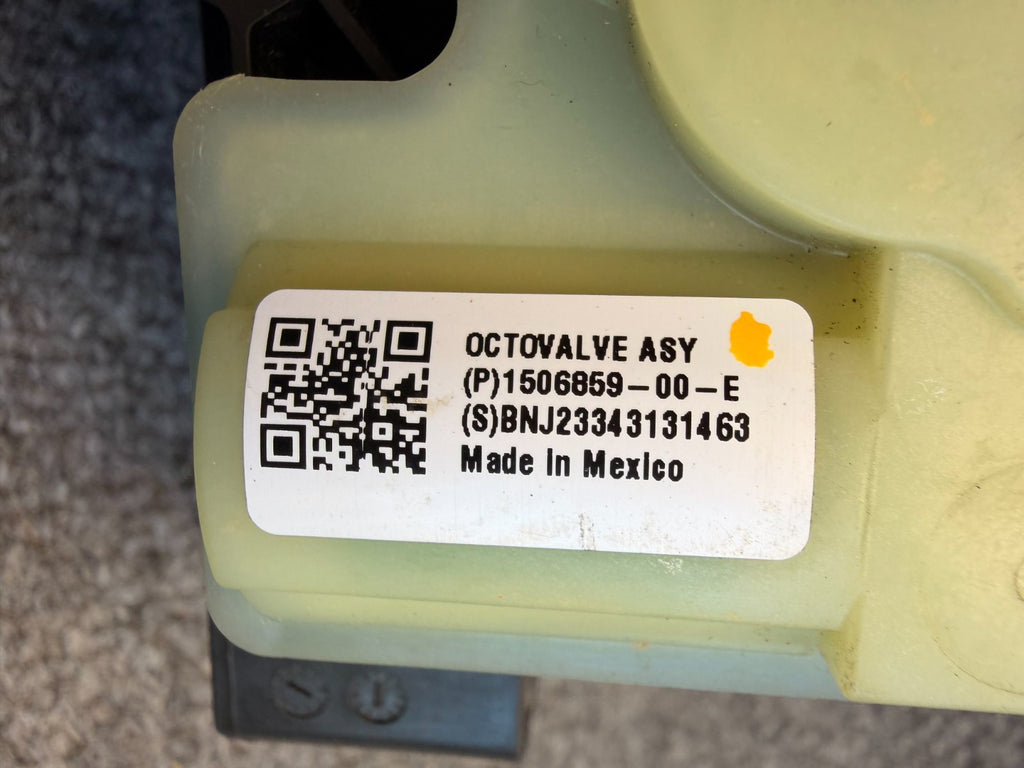 2017-2023 Tesla Model 3 Supermanifold Octovalve Assembly 1506859-00-E