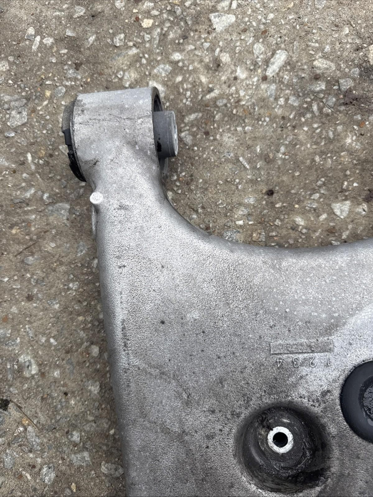 ♦️2012 - 2020 TESLA MODEL S REAR LEFT SIDE LOWER CONTROL ARM OEM, 1021416-00-A