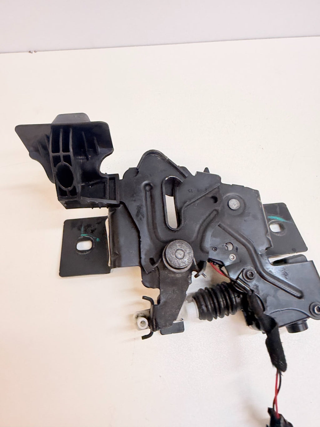 2012-2016 Tesla Model S Front Hood Lock Latch Secondary Release 6007572-00-E