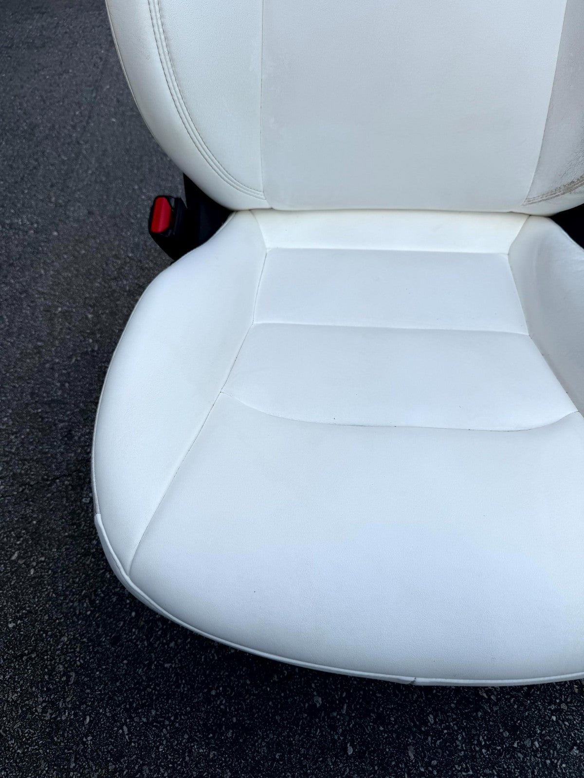 2017 - 2023 TESLA MODEL 3 FRONT LEFT DRIVER SIDE FULL SEAT W/ HEADREST OEM