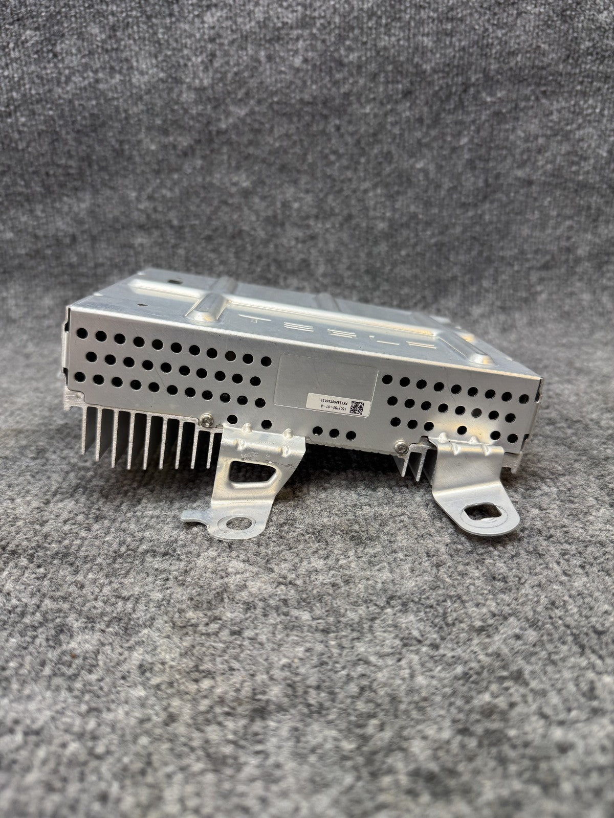 2020-2024 TESLA MODEL Y AUDIO SOUND AMP AMPLIFIER CONTROL MODULE OEM, 150715201B