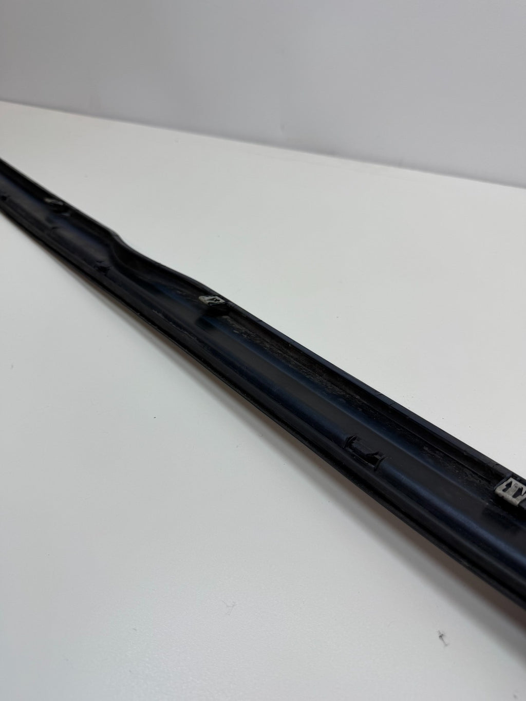 2012-2025 Tesla Model S Rocker Panel Molding Scuff Plate Mold Left 1012215-00-F