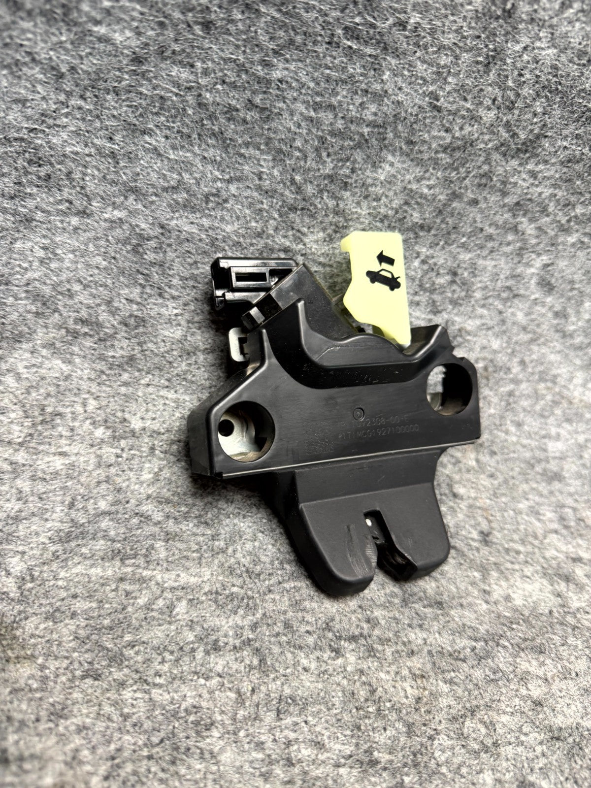 ♦️2017–2023 TESLA MODEL 3 TRUNK LOCK LATCH ACTUATOR MECHANISM OEM, 1092308-00-E