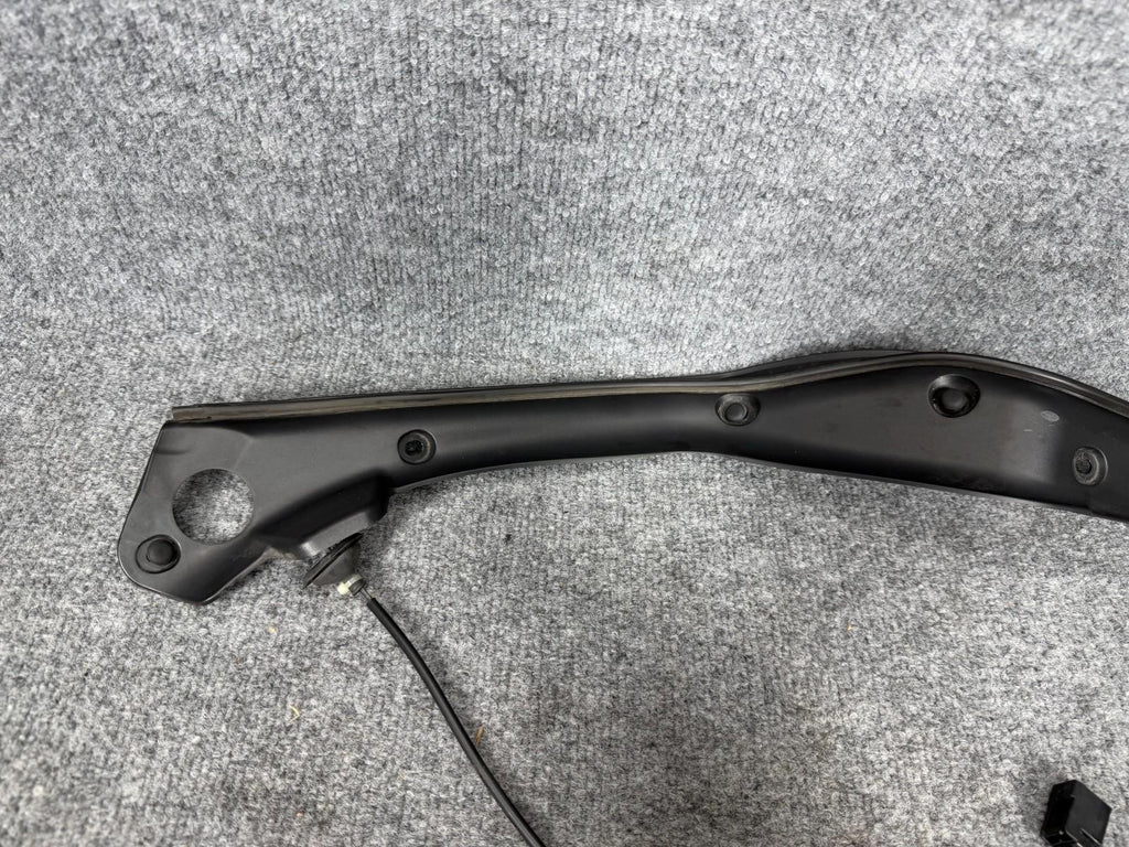 2016-2024 Tesla Model X Rear Left Driver Side Door Pinch Sensor 1037560-00-F OEM