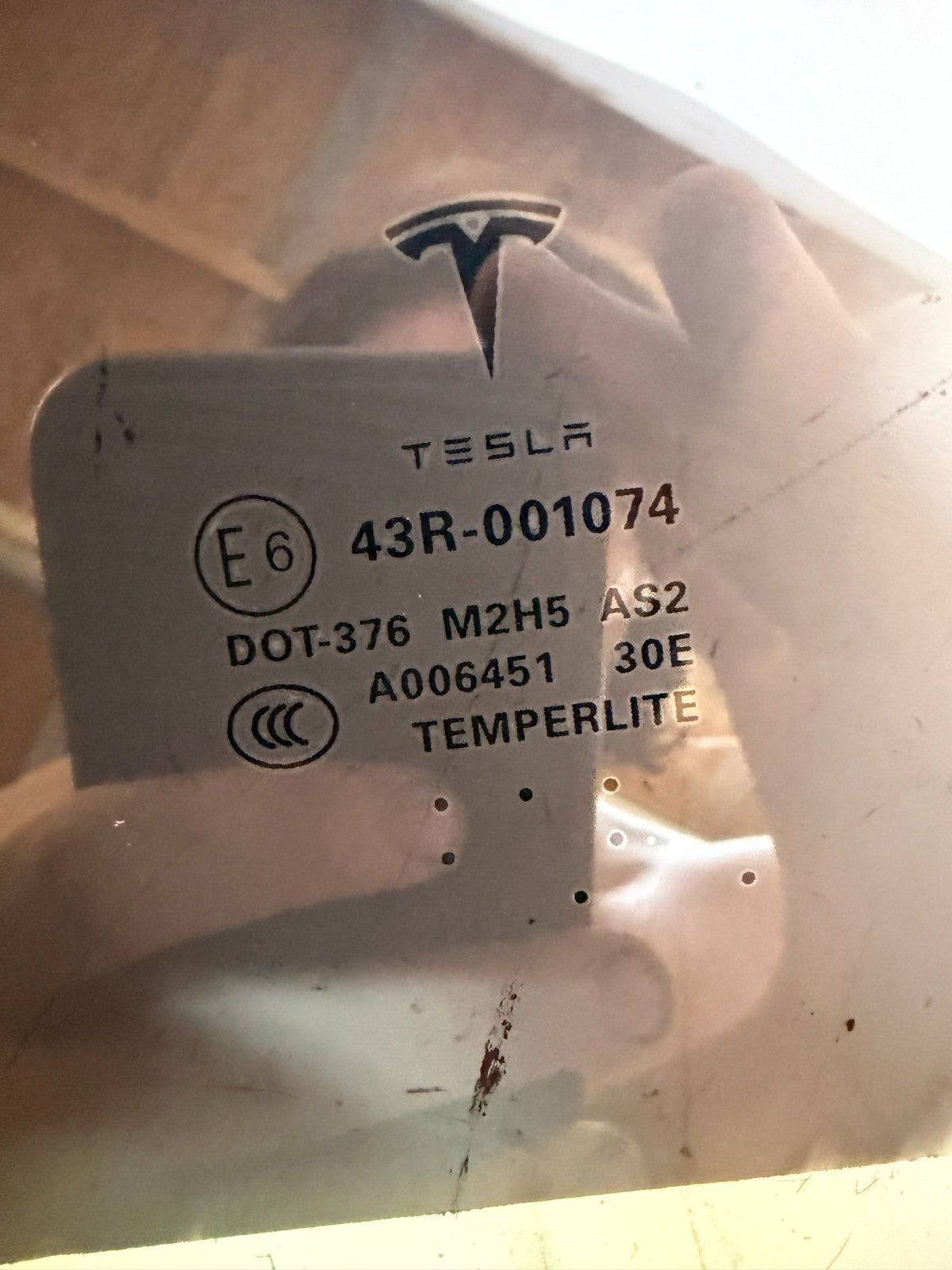 2012-2020 Tesla Model S Front Left Driver Side Door Window Glass 43R-001074