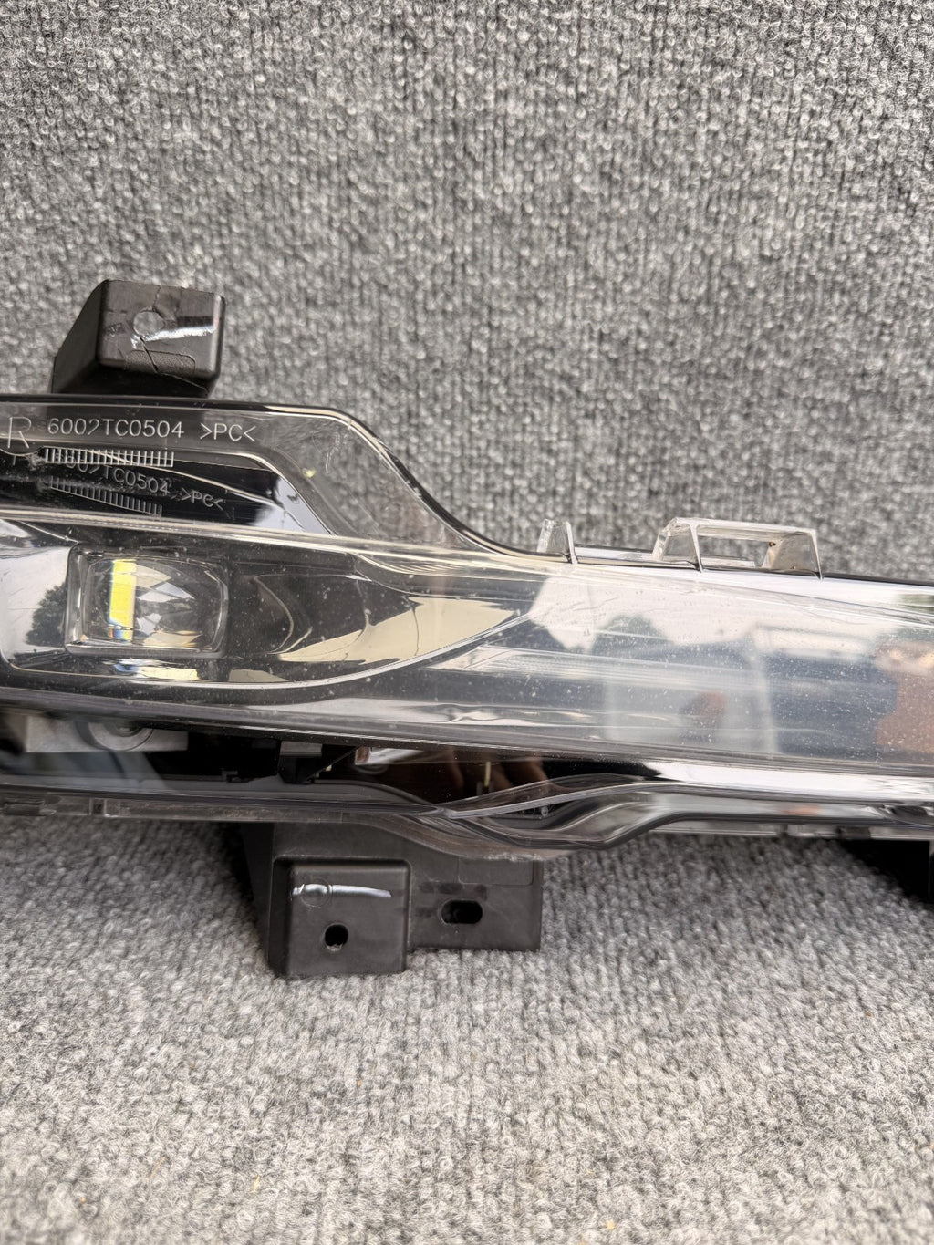 2017 - 2024 TESLA MODEL Y/3 FRONT RIGHT SIDE FOG LIGHT ASSY OEM, 1077392-00-f