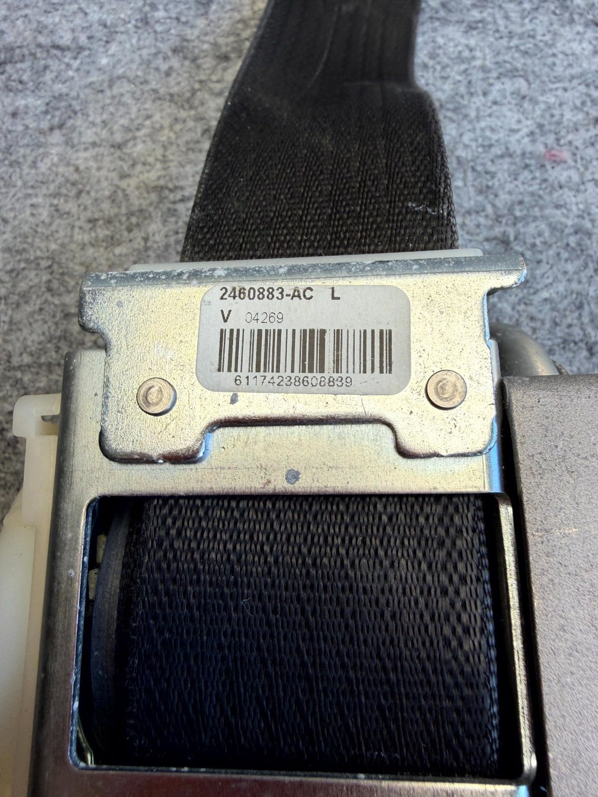 ♦️2012 - 2020 TESLA MODEL S FRONT LEFT SEAT BELT & RETRACTOR OEM, 1019468-03-C