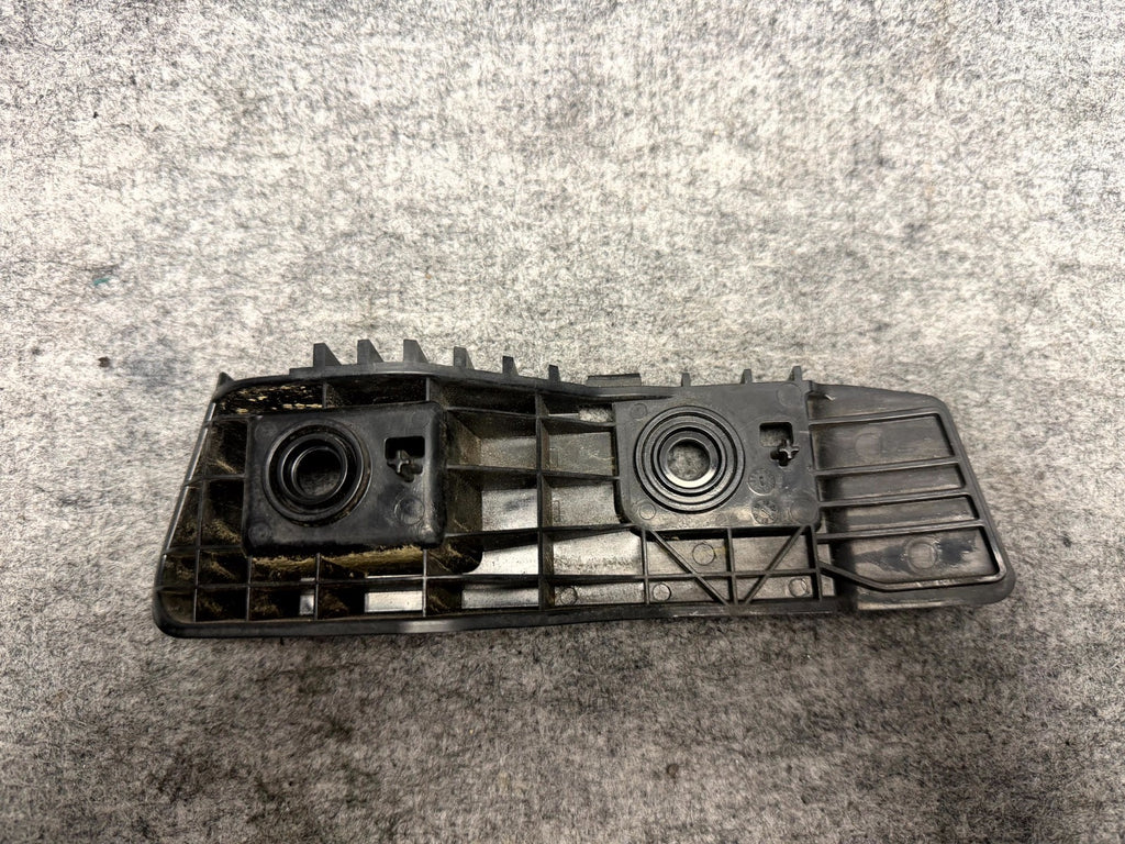 ♦️2017-2023 TESLA MODEL 3 REAR LEFT SIDE TAILLAMP BUMPER BRACKET OEM, 108399200D
