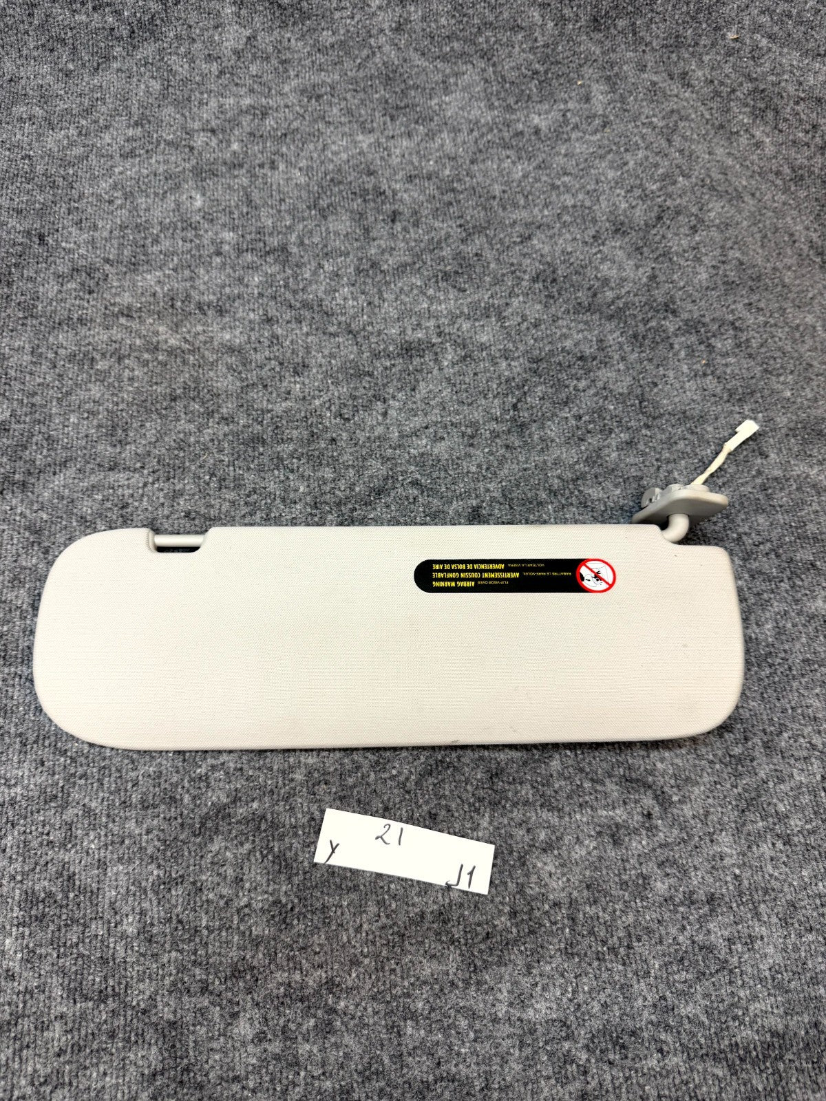2020 - 2024 TESLA MODEL Y FRONT LEFT SIDE SUNVISOR SUN VISOR OEM, 1490405-01-B