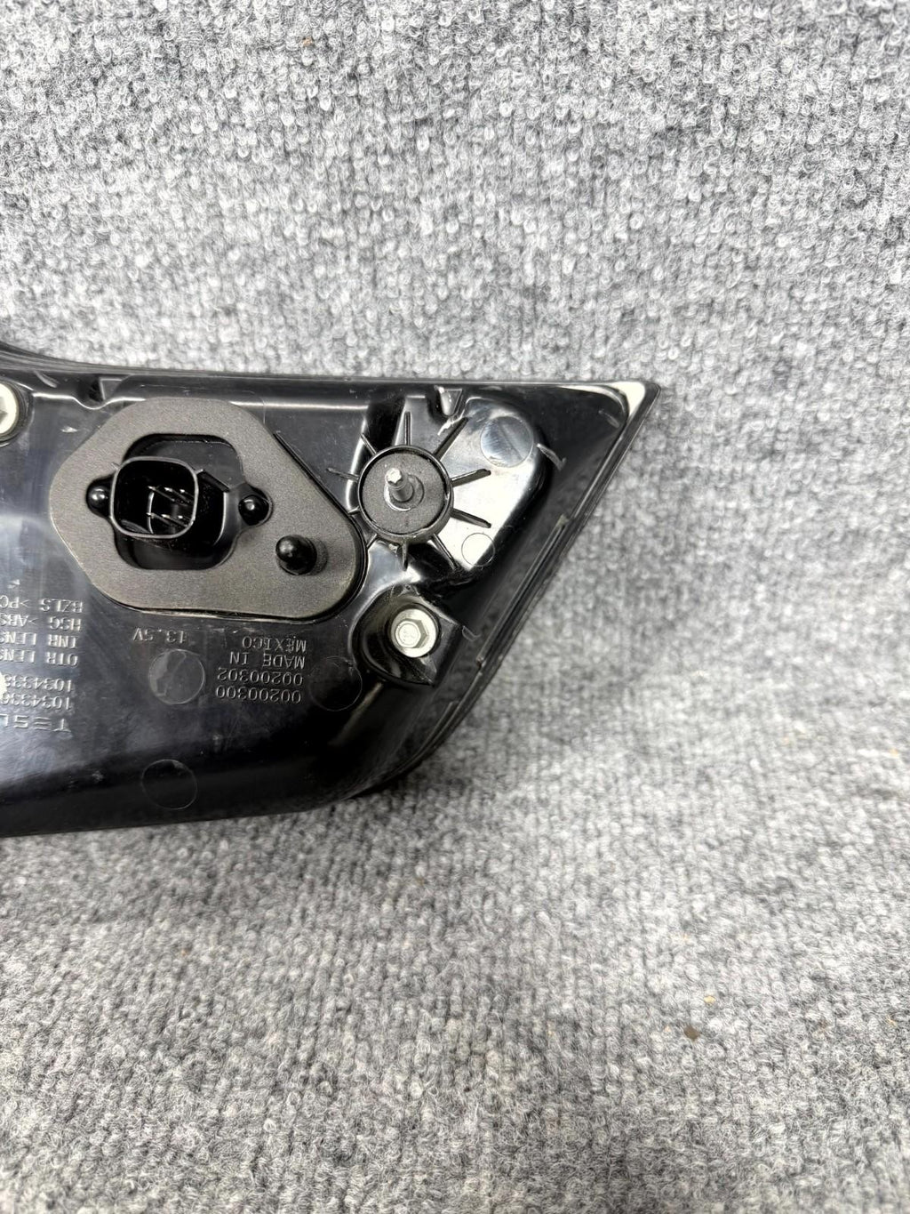 16-21 Tesla Model X Left Driver Side LED Taillight Tail Lamp OEM, 1034336-00-B