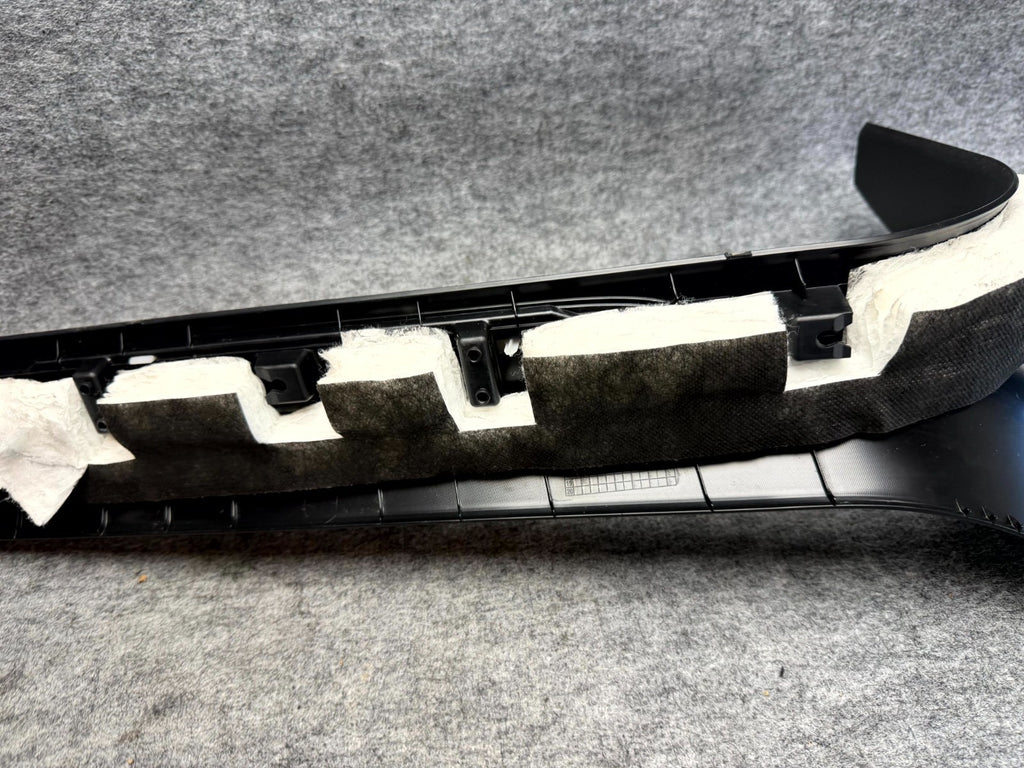 ♦️2012–2020 TESLA MODEL S FRONT RIGHT A-PILLAR TRIM COVER PANEL OEM 1007968-00-C