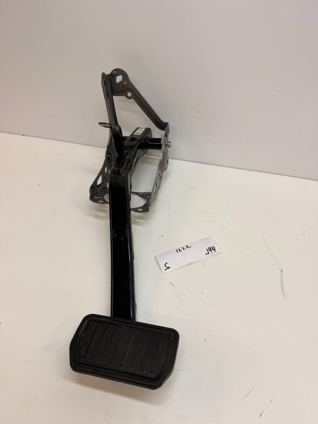 2012-2020 Tesla Model S Brake Stop Pedal w/ Sensor Assembly 1050657-00-A