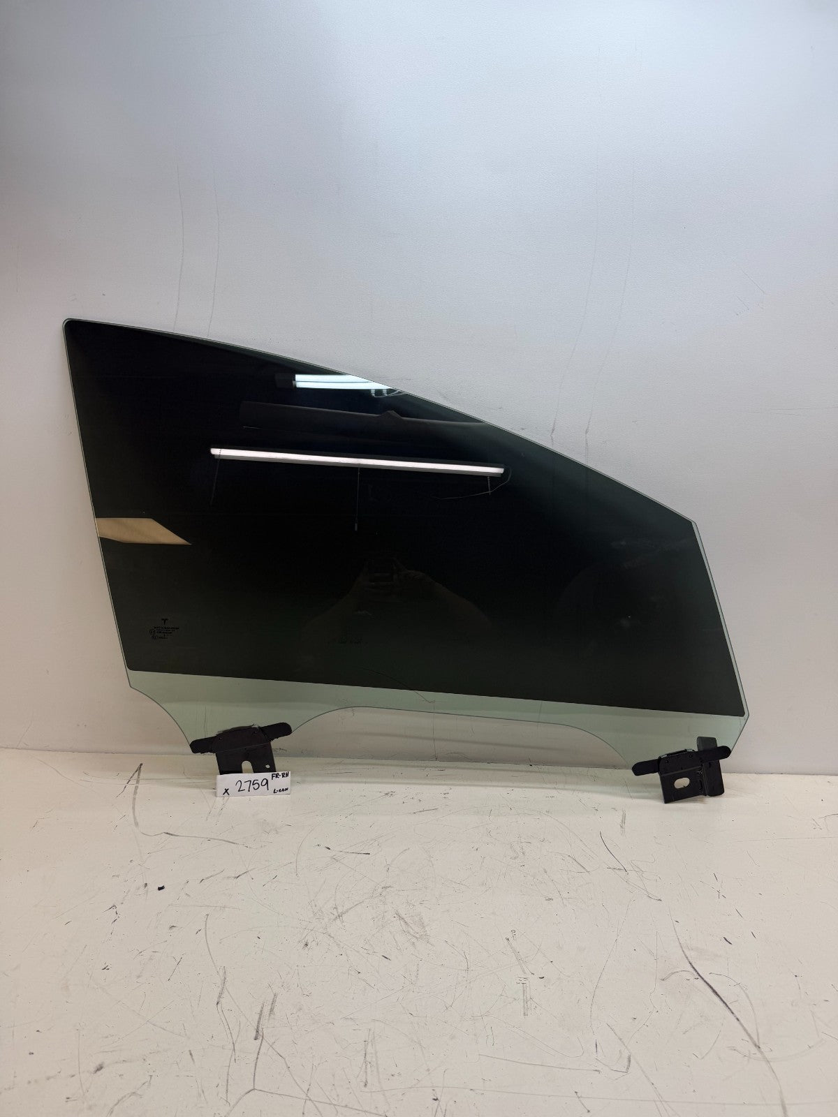2016-2020 Tesla Model X Front Right Passenger Side Door Window Glass 43R-004530
