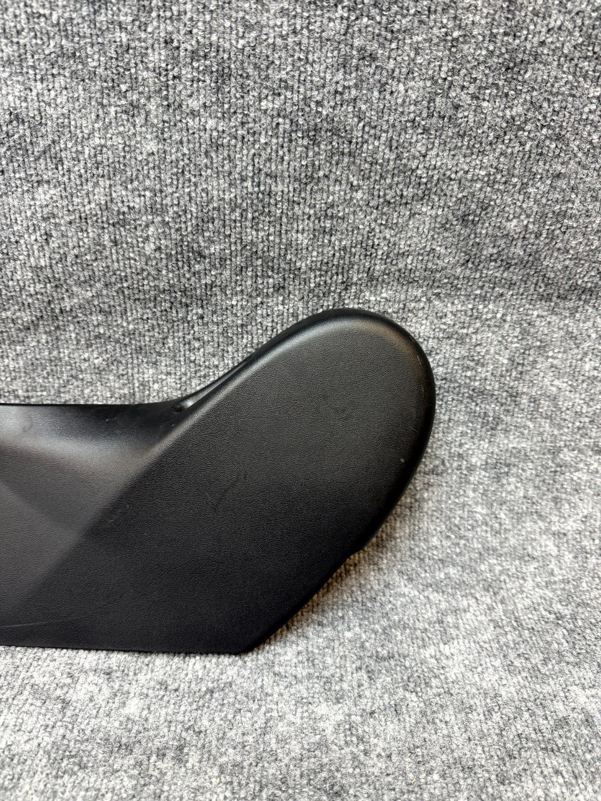 2020-2024 TESLA MODEL Y FRONT LEFT SEAT TRIM W/ CONTROL SWITCHES OEM, 163833200C