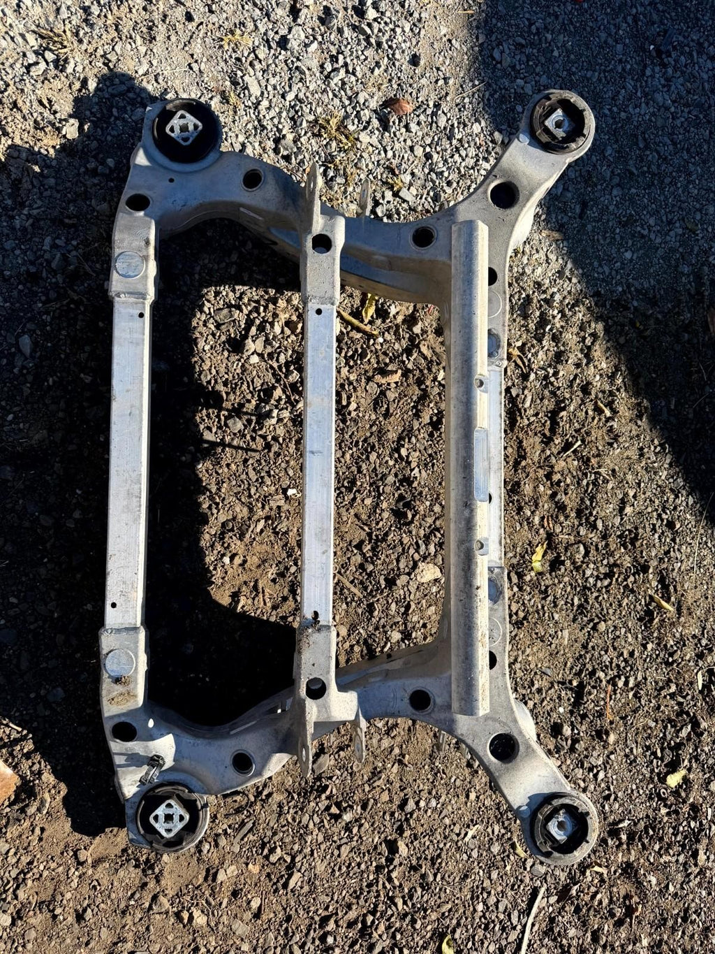 ♦️2012-2020 TESLA MODEL X REAR SUPPORT SUBFRAME CROSSMEMBER OEM, 1009826-00-A