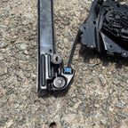 ♦️17-23 TESLA MODEL 3 FRONT LEFT DOOR WINDOW REGULATOR W/ MOTOR OEM 1096620-20-J