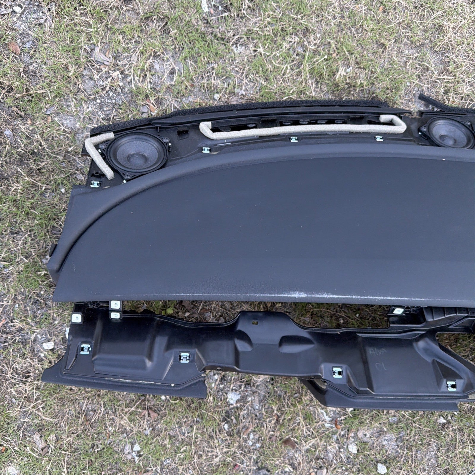 2020 - 2024 TESLA MODEL Y FRONT DASHBOARD DASH INSTRUMENT PANEL OEM
