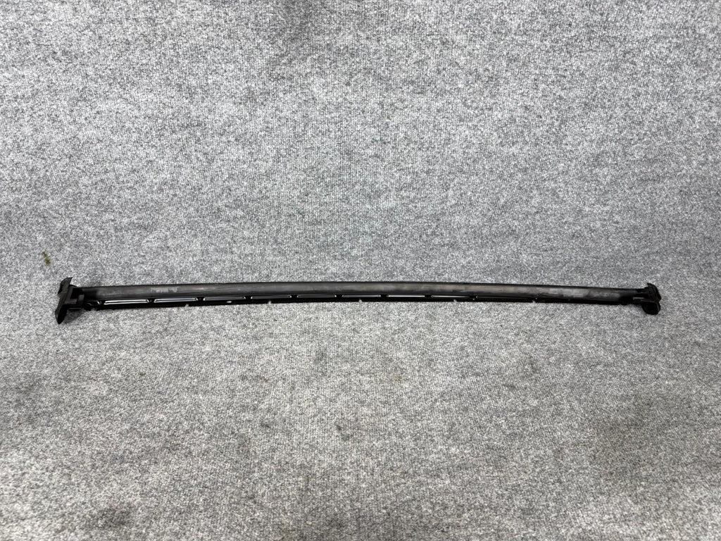 2016-2020 Tesla Model X Upper Left Side Falcon Door Glass Seal OEM, 1072079-90-D