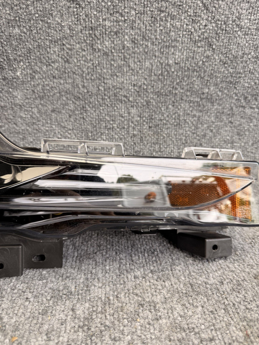 OEM 2021 - 2023 Tesla Model 3 Y Right RH 3 Pin LED Fog Light Lamp 1507931-00-D