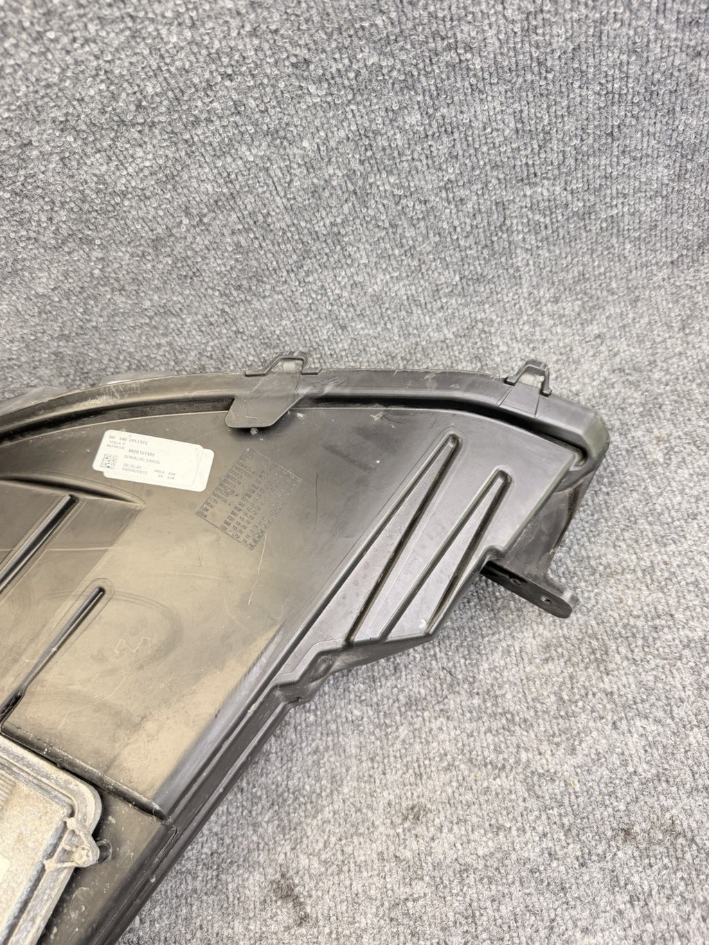OEM  2016-2020 Tesla Model S Right Passenger Side Headlight 1053571-00-B