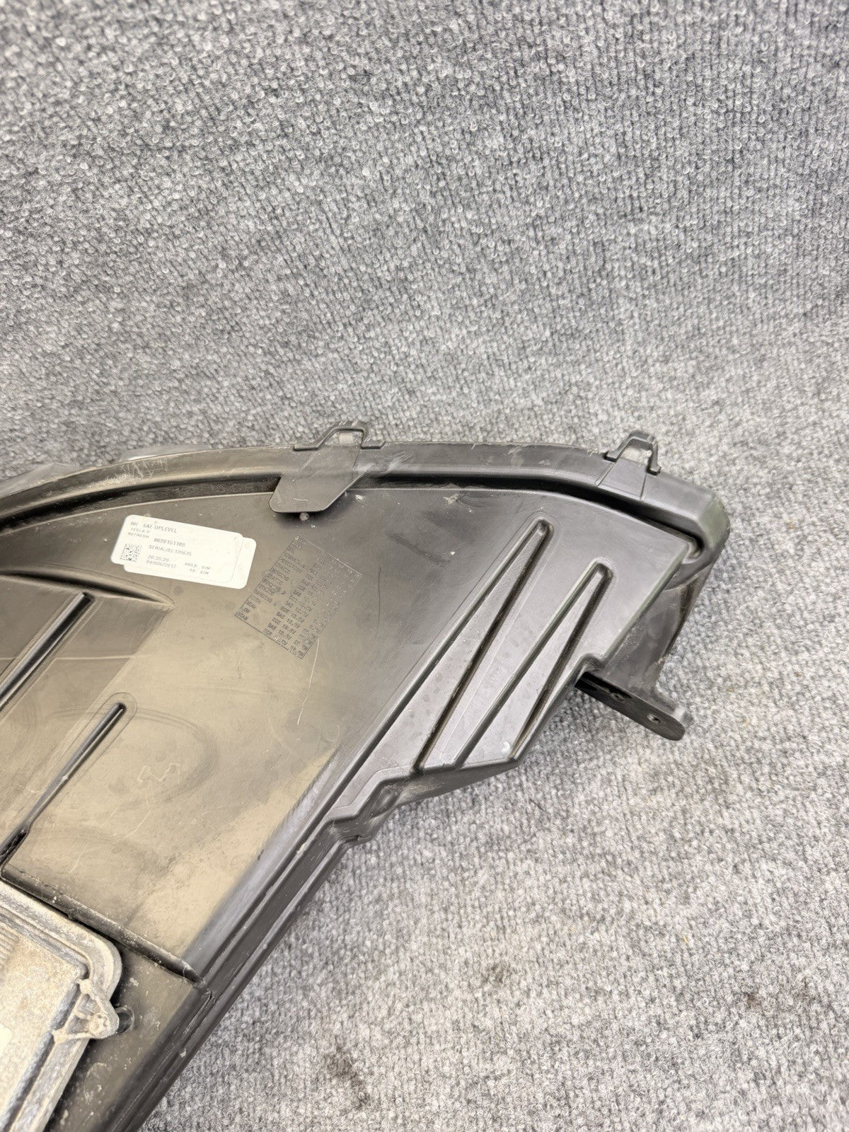 OEM  2016-2020 Tesla Model S Right Passenger Side Headlight 1053571-00-B