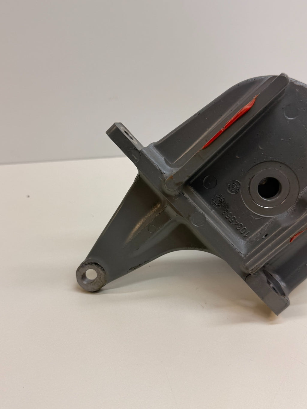 12-20 Model S Front Passenger Side Motor Mount Right RH - Dual Motor 1034558