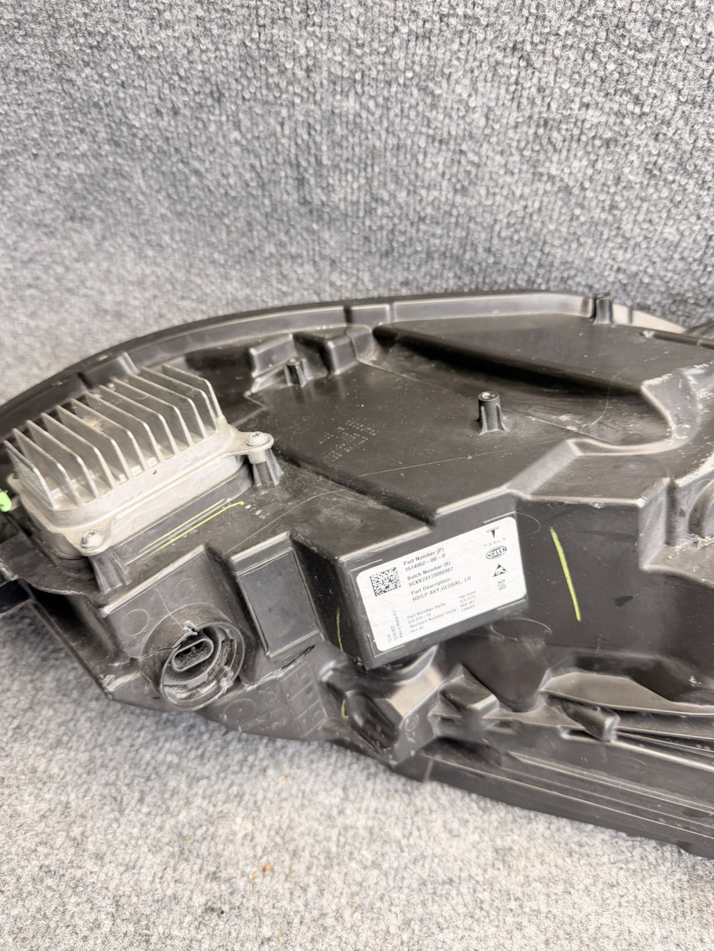 2020 - 2024 TESLA MODEL Y FRONT LEFT HEADLIGHT LED LIGHT LAMP OEM 151495200D