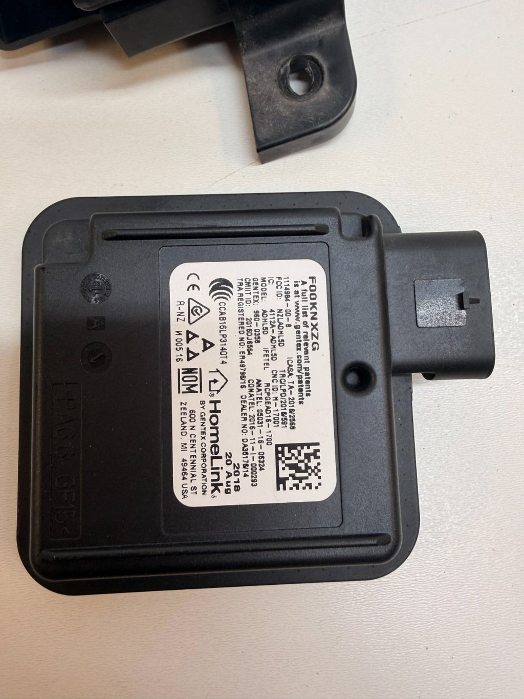 2012-17 Tesla Model S HomeLink Garage Door Opener Module W/ bracket 1114984-00-B