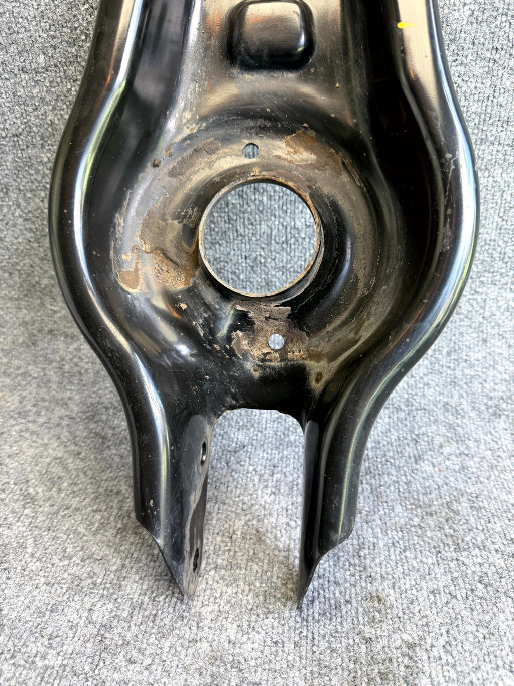 2017 - 2023 TESLA MODEL 3 REAR LEFT / RIGHT LOWER CONTROL ARM OEM, 1044451-00-F